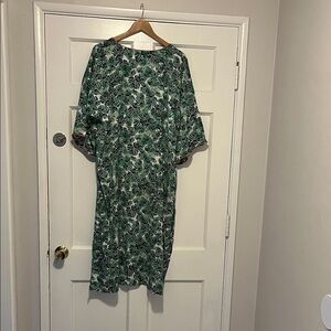 Room service Tropical Green Women's Robe Preowned